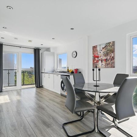 Central Belfast Apartments Sandford ภายนอก รูปภาพ